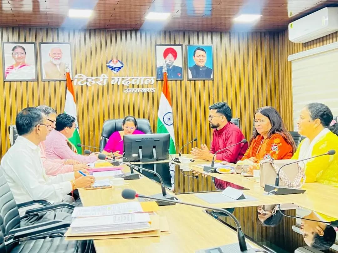 टिहरी: टिहरी में 15 सितंबर को अंतिम मतदाता सूची का प्रकाशन तय, 4,229 नए आवेदन हुए स्वीकार