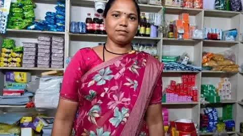 रायपुर: स्व सहायता समूह से जुड़कर सीता मरावी बनीं गांव की लखपति दीदी