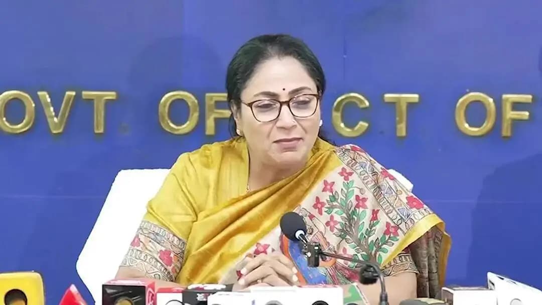 दिल्ली में 2,000 परिवारों को मुफ्त छत पर सौर ऊर्जा संयंत्र, CM रेखा गुप्ता का ऐलान