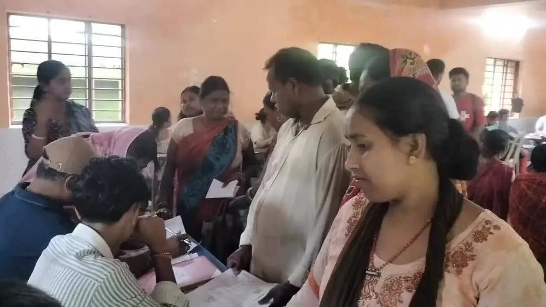 जामताड़ा: मिहिजाम में मतदाता सूची के विशेष गहन पुनरीक्षण व दावा-आपत्ति के लिए शिविर