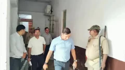 भदोही: भदोही में UPCOS का हुआ लॉन्च, लंबित वादों के निस्तारण के निर्देश; छात्रवृत्ति और नैपियर घास भी चर्चा में