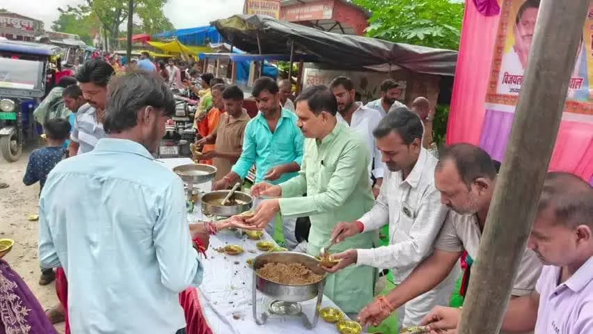 फरेंदा: आनंदनगर नगर पंचायत अध्यक्ष प्रतिनिधि राजेश जायसवाल ने दी हल षष्ठी की शुभकामनाएं