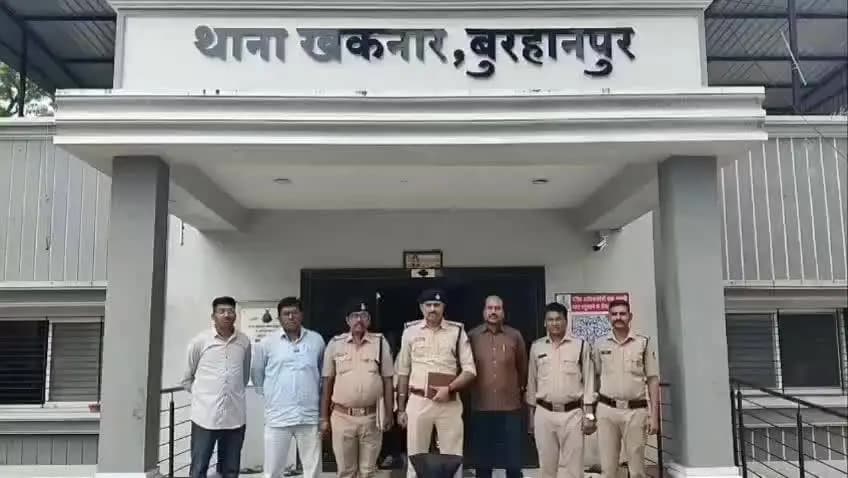 खकनार: धावटी रोड पर पिकअप वाहन लूट का खुलासा, 24 घंटे में एक आरोपी गिरफ्तार, वाहन बरामद