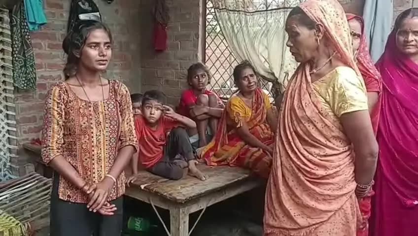 फतेहपुर: औंग में ससुरालियों के हस्तक्षेप से परेशान दामाद ने घर में घुसकर साले को गायब कर पांच लोगों पर सोते समय बाके से हमला किया