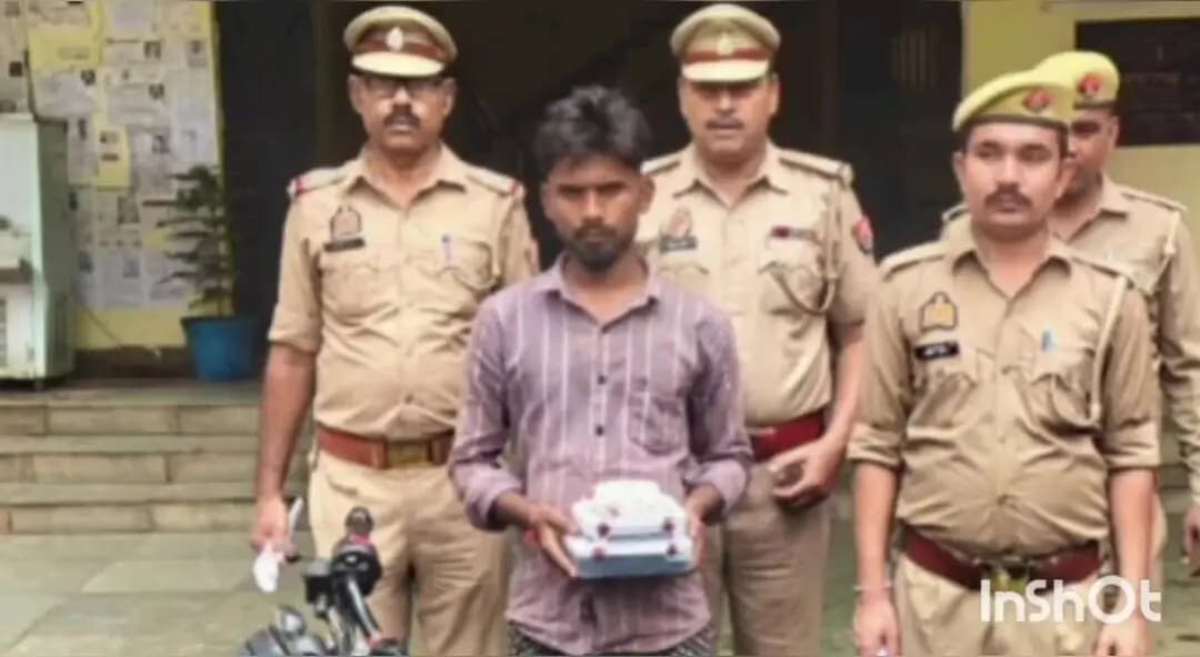 घोरावल: सोनभद्र में 80 लाख की हेरोइन के साथ युवक गिरफ्तार, साथी फरार, पल्सर बाइक भी बरामद