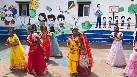 अरवल: अरवल में स्कूली बच्चों ने धूमधाम से मनाई कृष्ण जन्माष्टमी