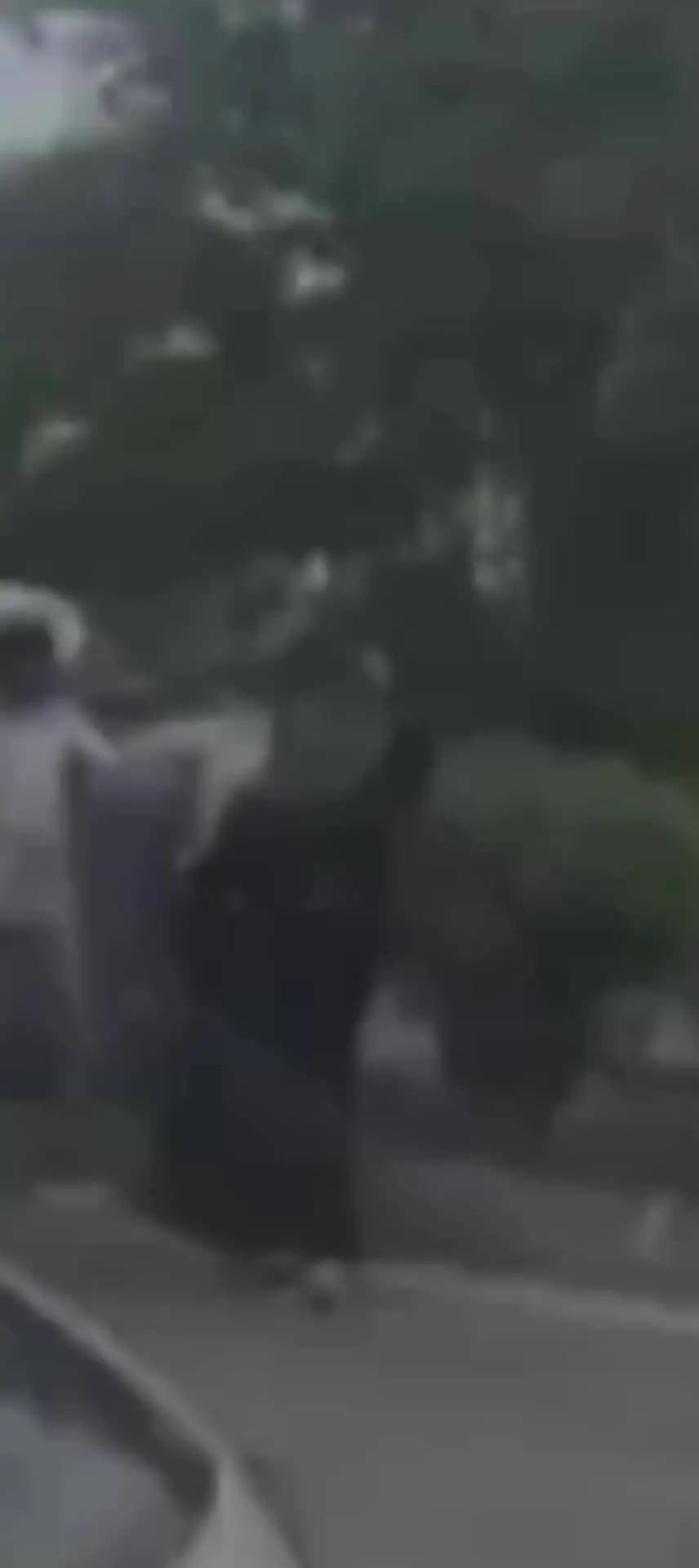 प्रेमी और प्रेमिका के पति का हाई वोल्टेज ड्रामा सड़क पर चला घंटो