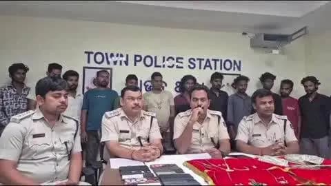 କେନ୍ଦୁଝର ସଦର: କେନ୍ଦୁଝର ଟାଉନ ପୋଲିସ ପକ୍ଷରୁ ଟ୍ରାନସଫର୍ମର ଡକାୟତି ଗିରଫ