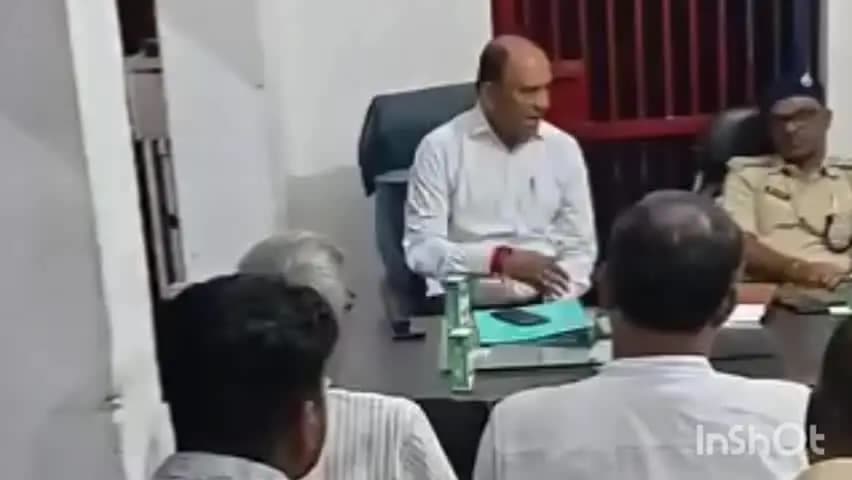 राघोपुर: सिमराही में जाम पर प्रशासन का बड़ा एक्शन, राघोपुर थाना परिसर में प्रशासन, पुलिस, व्यापारियों और जनप्रतिनिधियों की महत्वप