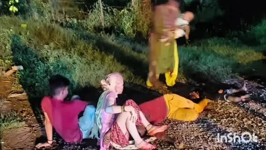 एटा: महिंद्रा एजेंसी के समीप रोडवेज बस ने बाइक को मारी टक्कर, युवक और 6 वर्षीय मासूम की मौत, 3 घायल