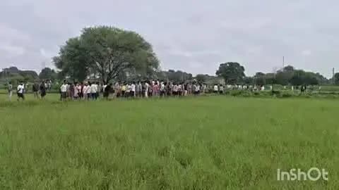 अजीतमल: मूली के खेत में लहूलुहान मिला 22 वर्षीय युवक का शव, सुमित रात में घर से निकला था; पुलिस कर रही जांच