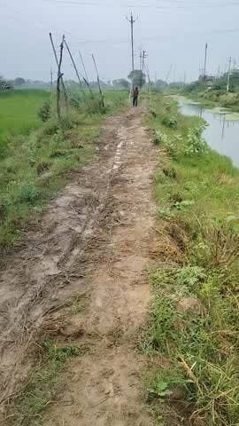 bhitarwar me hostel se jaane Wale bacchon Ko kitni dikkat hai Saini padati Hain fir bhi Koi sunvaee nahin Hai ward no.8