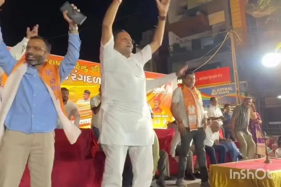ઓલપાડ: ઓલપાડ ખાતે કૃષ્ણ જન્મ ઉત્સવની ઉજવણીમાં ધારાસભ્ય મુકેશભાઈ પટેલ સહિતના આગેવાનો જોડાયા