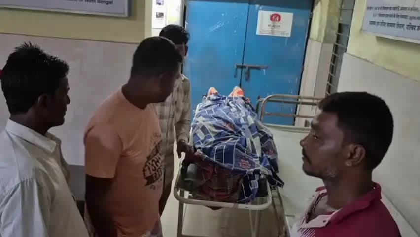 ইটাহার: ইটাহারের পারাহরিপুর গ্রামে শ্বশুর বাড়ি থেকে উদ্ধার বধূর ঝুলন্ত দেহ, জামাইয়ের বিরুদ্ধে খুনের অভিযোয় মৃতার বাবার