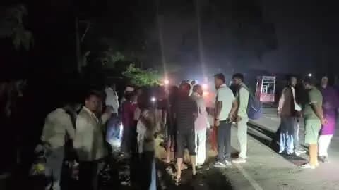 पयागपुर: पयागपुर में भीषण सड़क हादसा, डंपर की चपेट में आने से एक की मौत, 4 घायल