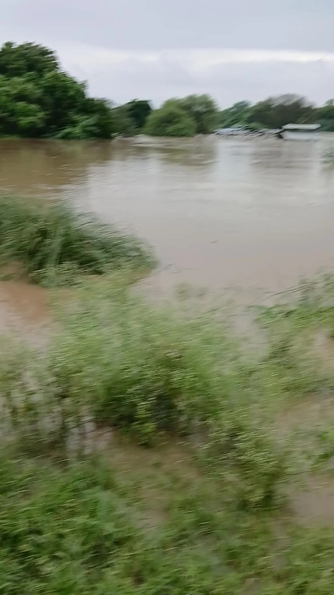 syaru me रास्ता बंद हो गया है