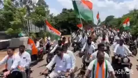 వికారాబాద్: పూడూరు మండలంలో కాంగ్రెస్ నాయకుల బైక్ ర్యాలీ