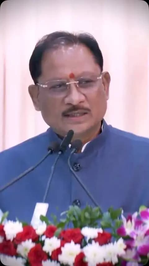 सुशासन सरकार प्रदेश की शिक्षा व्यवस्था को लगातार सशक्त बना रही है। पारदर्शी युक्तियुक्तकरण के माध्यम से जहां एक ओर राज्य के दूरस्थ और शिक्षक-विहीन स्कूलों में शिक्षकों की उपलब्धता सुनिश्चित की गई है, वहीं दूसरी ओर हजारों शिक्षकों को समयबद्ध प्रमोशन देकर उनके सम्मान और मनोबल को बढ़ाया गया है।
श्री विष्णु देव साय
मुख्यमंत्री, छत्तीसगढ़