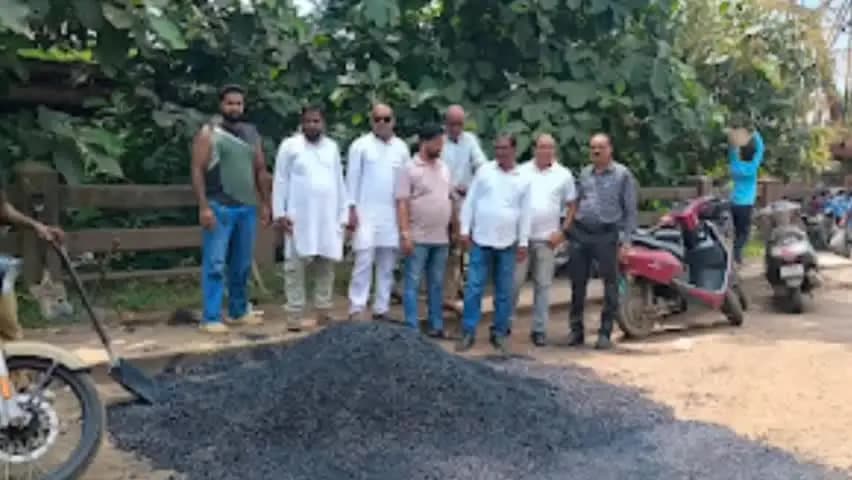 जगन्नाथपुर: जगन्नाथपुर विधायक सोना राम सिंकु की पहल पर झारखंड-ओडिशा को जोड़ने वाले पुल की मरम्मत हुई, राहगीरों को मिली राहत