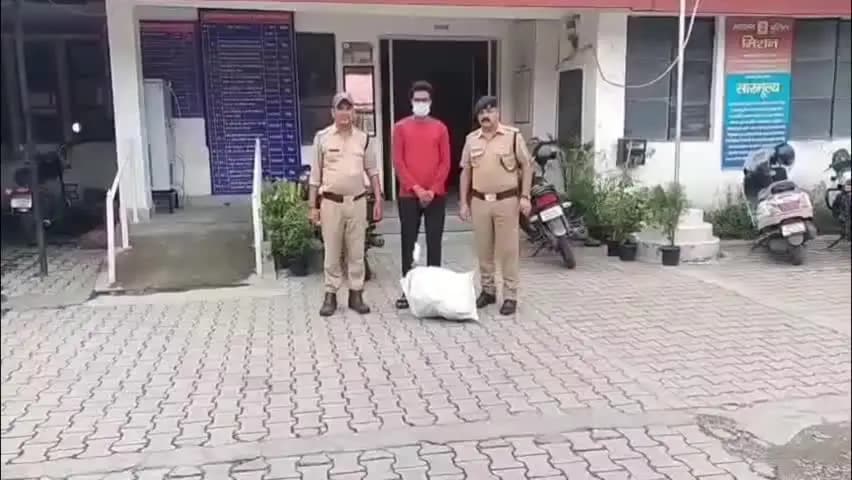 देहरादून: मोबाइल टावर से केबल, बैटरी सेल और मॉड्यूल चोरी करने वाला आरोपी गिरफ्तार