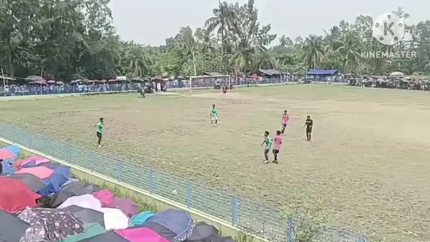 সাগর: সাগরে স্পোর্টস কমপ্লেক্সে সেমিফাইনাল ম্যাচ দেখার জন্য ভিড় অগুন্তি ভক্তদের