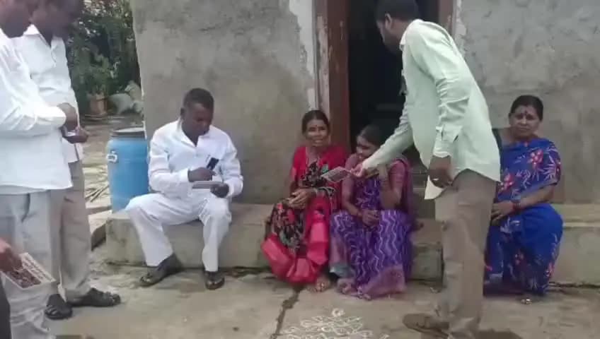 బీబీపేట: ఎన్నికల్లో ఇచ్చిన హామీలను నెరవేర్చడంలో కాంగ్రెస్ ప్రభుత్వం విఫలం జిల్లా పరిషత్ మాజీ వైస్ చైర్మన్ ప్రేమ్కుమార్