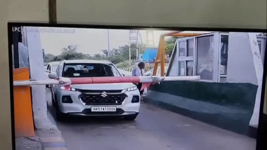 फरीदाबाद: बंधवाड़ी टोल पर ड्यूटी के दौरान कर्मचारी मुंह के बल गिरा, 25 सेकेंड तड़पने के बाद हुई मौत