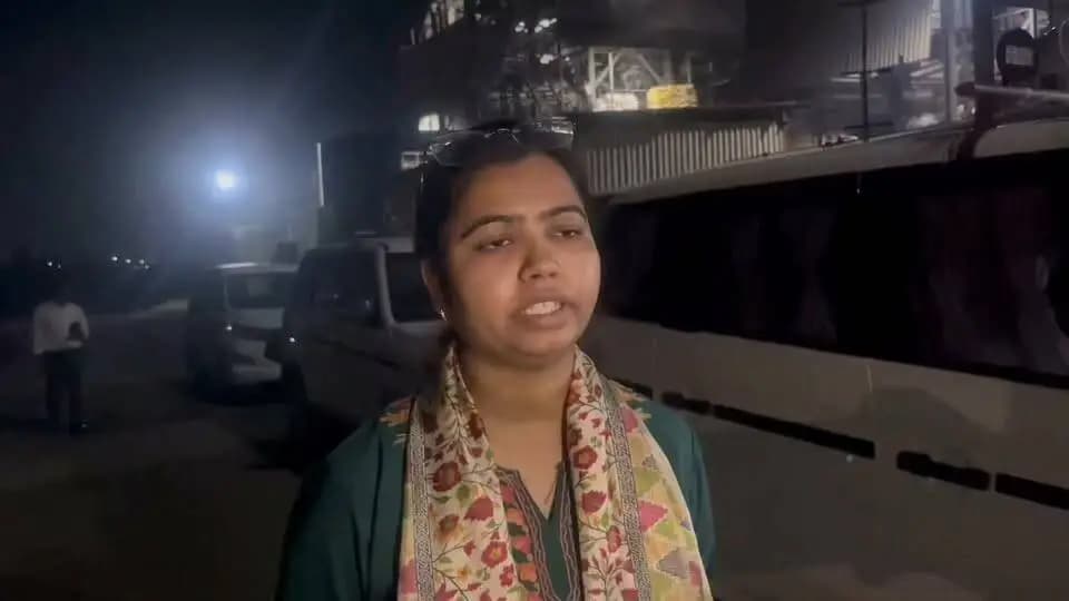 मेघनगर औद्योगिक इकाइयों पर की गई कार्रवाई के संबंध में एसडीएम सुश्री अवनधती प्रधान द्वारा अवगत कराया गया।
Jansampark Madhya Pradesh CM Madhya Pradesh Indore Commissioner #Jhabua #JansamparkMP