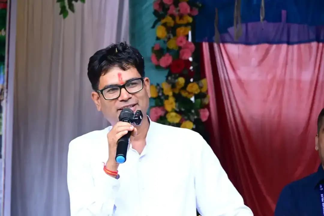 वित्त मंत्री श्री ओ.पी.चौधरी ने कोड़ातराई में पीएम श्री स्कूल भवन निर्माण कार्य का किया भूमिपूजन
1.21 करोड़ की लागत से बनेगा स्कूल भवन, आधुनिक सुविधाओं से सुसज्जित होगा पीएम श्री स्कूल