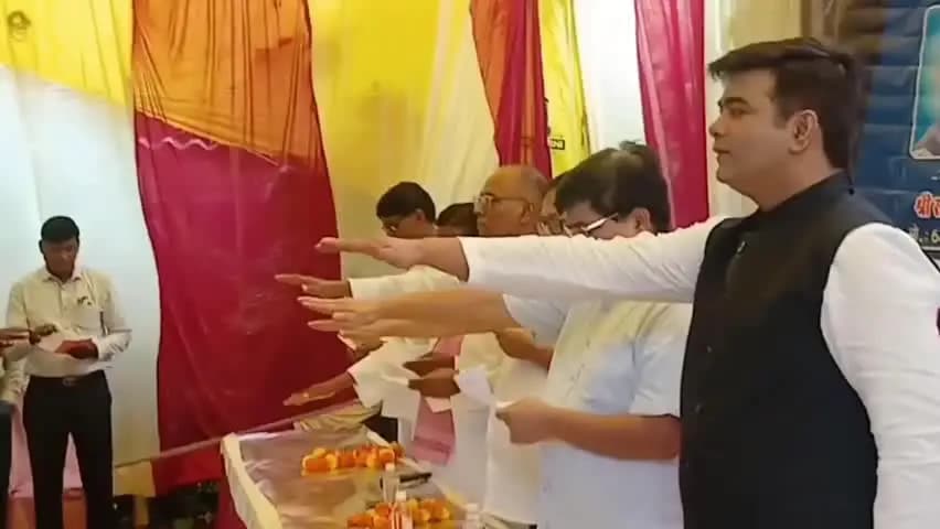 लालगंज: ठेकमा में बहुजन भारत के तत्वाधान में प्रबुद्ध जन सम्मेलन एवं विचार गोष्ठी का आयोजन, वक्ताओं ने शिक्षा का महत्व बताया