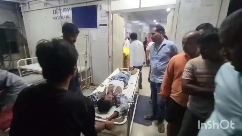 मखदुमपुर: बोलेरो की टक्कर से पराधी निवासी युवक गंभीर घायल, मामा ने बताई घटना