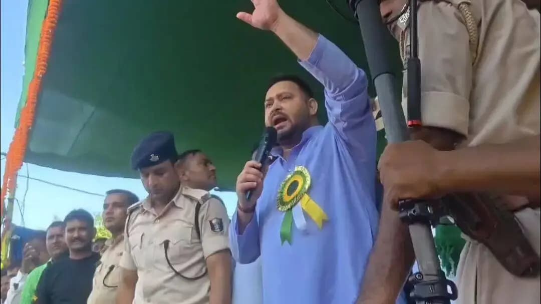 टिकारी: भुइयां-मुसहर समाज की उपेक्षा पर तेजस्वी ने सरकार को घेरा, 1.90 लाख रुपए के वादे पर सवाल उठाया