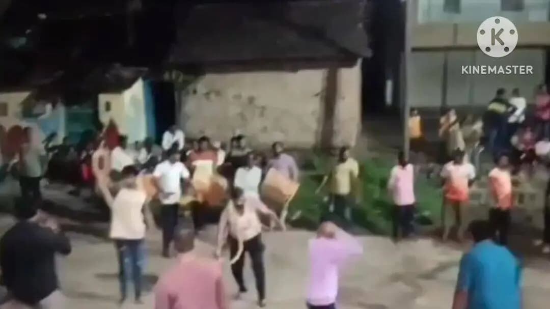 भोर: भोरच्या भोलावडेत दहीहंडी फुटण्याआधी देवाच्या आसुडाचे फटके अन ढोल-ताशांचा गजर ! १०० वर्षांची अनोखी परंपरा