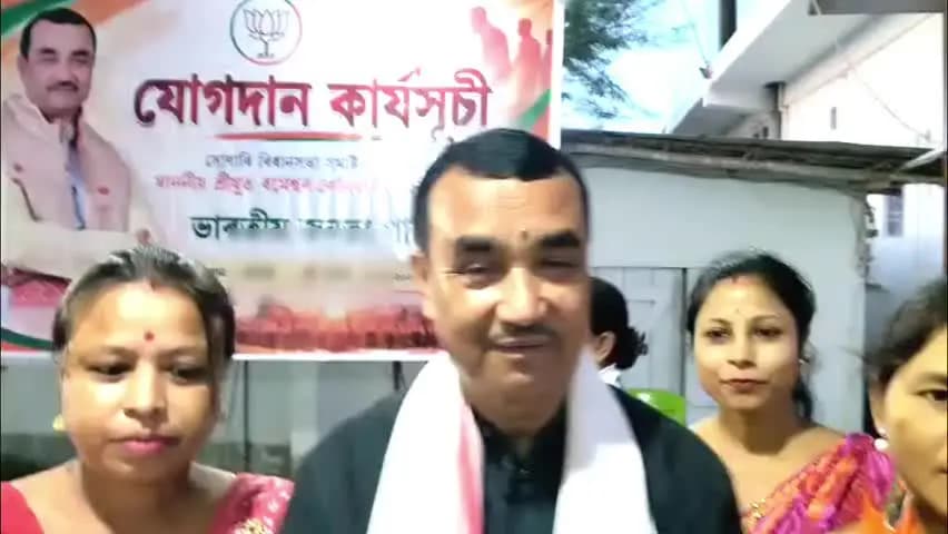সোণাৰি: আমাৰ দলৰ নিতী আদৰ্শৰ প্ৰতি আকৃষ্ট হৈ যোগদান কৰিছে,সোণাৰিত বিধায়ক ধৰ্মেশ্বৰ কোঁৱৰৰ মন্তব্য