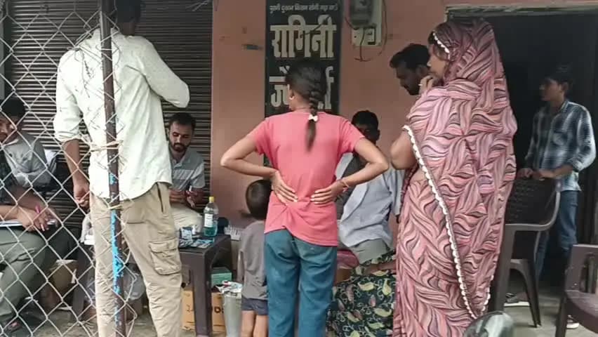 चकरनगर: गढाकसदा गाँव में पांच मौतें, बीमारी का पता नहीं! 36 लोगों के खून के नमूने लिए गए, दवा वितरण के बाद भी हालात जस के तस