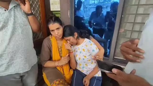 देवास नगर: दिल्ली के सत्य निकेतन हादसे में देवास के छात्र की मौत, परिजनों का बुरा हाल