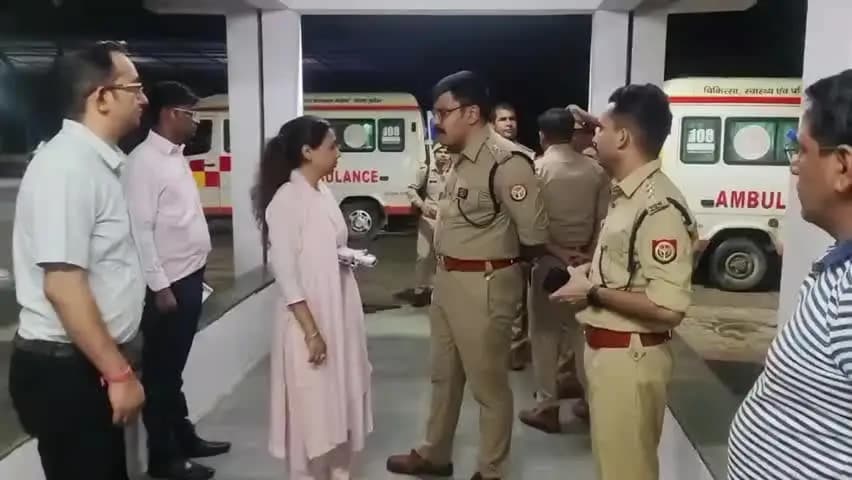 बड़ौत: ईस्टर्न पेरीफेरल एक्सप्रेस वे पर भीषण सड़क हादसे में 13 लोगों की मौत, मुख्यमंत्री योगी ने लिया घटना का संज्ञान