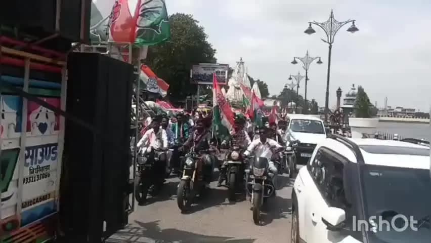 डूंगरपुर: डूंगरपुर नगर परिषद चुनाव में प्रचार के अंतिम दिन कांग्रेस ने झोंकी ताकत, विशाल बाइक रैली निकाली