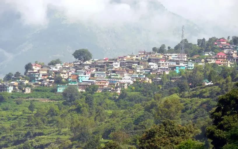 निरमंड: निरमंड में शराब के नशे में घर में घुसकर धमकी देने का मामला