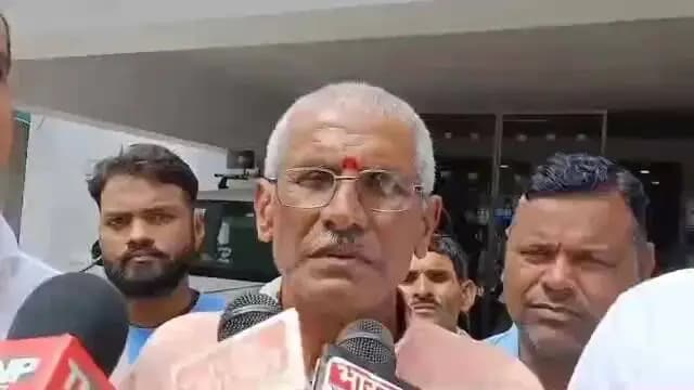 गोपद बनास: पीड़ित व्यक्ति ने तहसीलदार चुरहट पर लगाए गंभीर आरोप, कलेक्टर को दिया पत्र