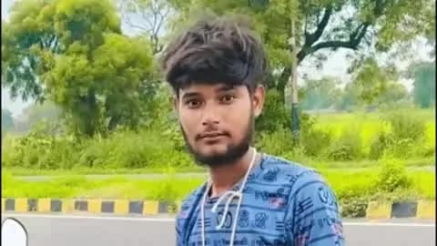 अंबाह: तोर गांव मोड़ पर अज्ञात वाहन ने बाइक को पीछे से मारी टक्कर, युवक की मौत