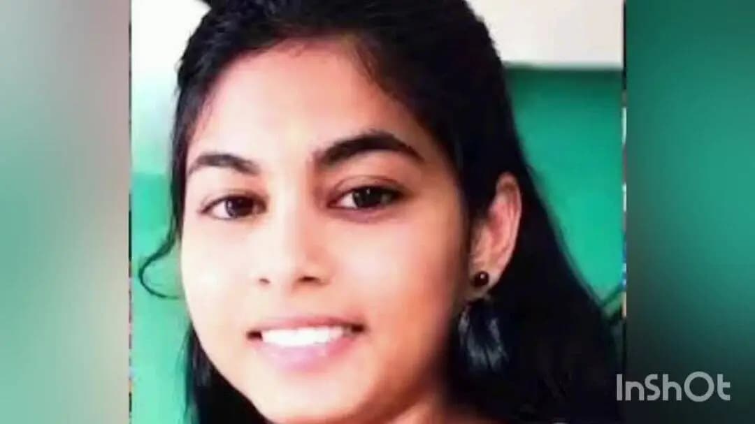 नाशिक: त्रंबकेश्वरला दर्शनासाठी जाणाऱ्या तरुणीचा बस खाली चिरडून मृत्यू