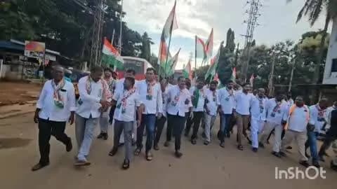 వికారాబాద్: తెలంగాణ స్పీకర్ పై ఎమ్మెల్సీ తాత మధుఅనుచిత వ్యాఖ్యలు చేశాడంటూ జిల్లా కేంద్రంలో కాంగ్రెస్ శ్రేణుల నిరసన ర్యాలీ