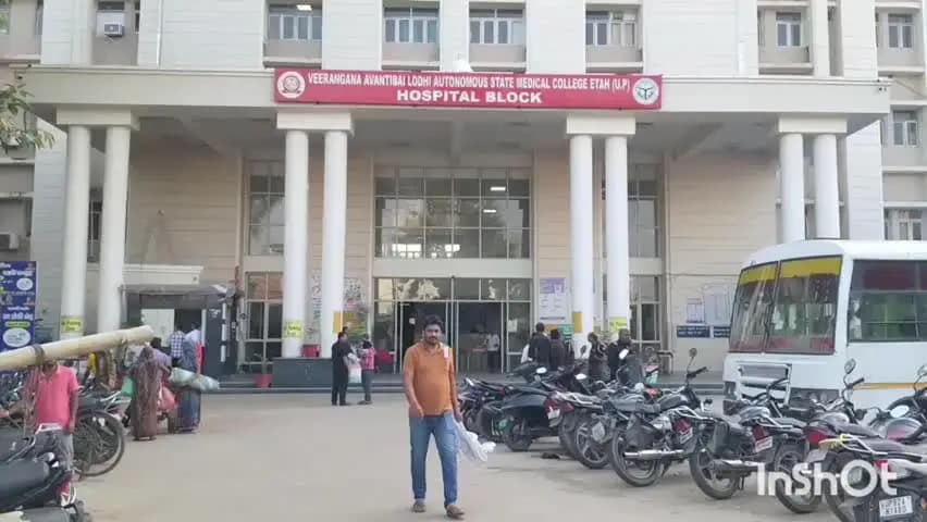 एटा: मेडिकल के OT में महिला से हर्निया के ऑपरेशन से पहले छेड़छाड़ का आरोप, वीडियो वायरल होने पर आरोपी सस्पेंड, जांच टीम बनी