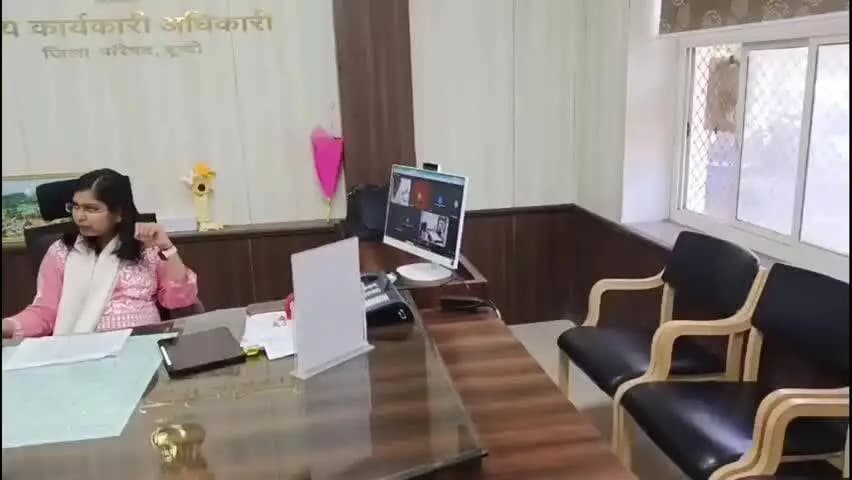 हिण्डोली: सीईओ ने ग्रामीण विकास एवं पंचायतीराज विभागीय योजनाओं की समीक्षा की, दिए आवश्यक निर्देश