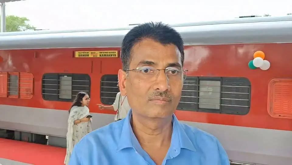 तीर्थ दर्शन योजना से बुजुर्ग श्रद्धालुओं के सपनों को मिल रही नई उड़ान- कलेक्टर श्री यादव