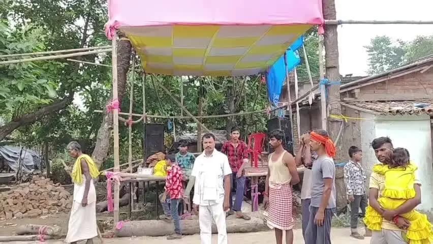 दरभंगा: जन्माष्टमी जागरण में चाकूबाजी, 19 वर्षीय मजदूर की मौत, दूसरा गंभीर घायल; 8 आरोपी दबोचे
