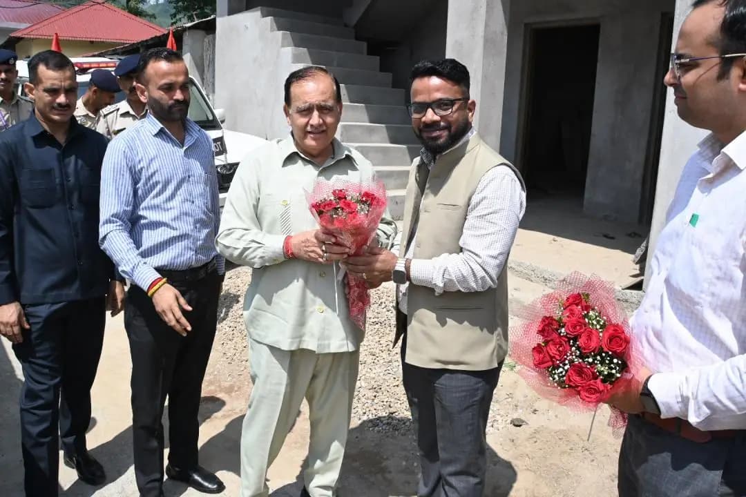 चम्बा: भटियात विकासखंड में पंचायत प्रतिनिधियों के साथ संवाद, विकास योजनाओं पर जोर