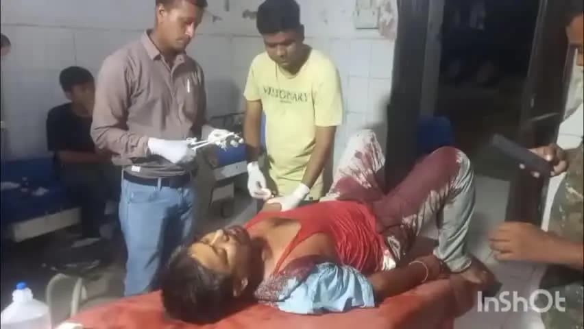 पीरो: दुकान बंद कर घर लौट रहा युवक, रास्ते में बदमाशों ने मारी गोली, गर्दन में गोली लगने से मचा हड़कंप