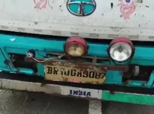 ठाकुरगंज: ठाकुरगंज के सुखानी थाना पुलिस ने DCM ट्रक से 60 मवेशी जब्त किए, 2 तस्कर गिरफ्तार कर जेल भेजे गए